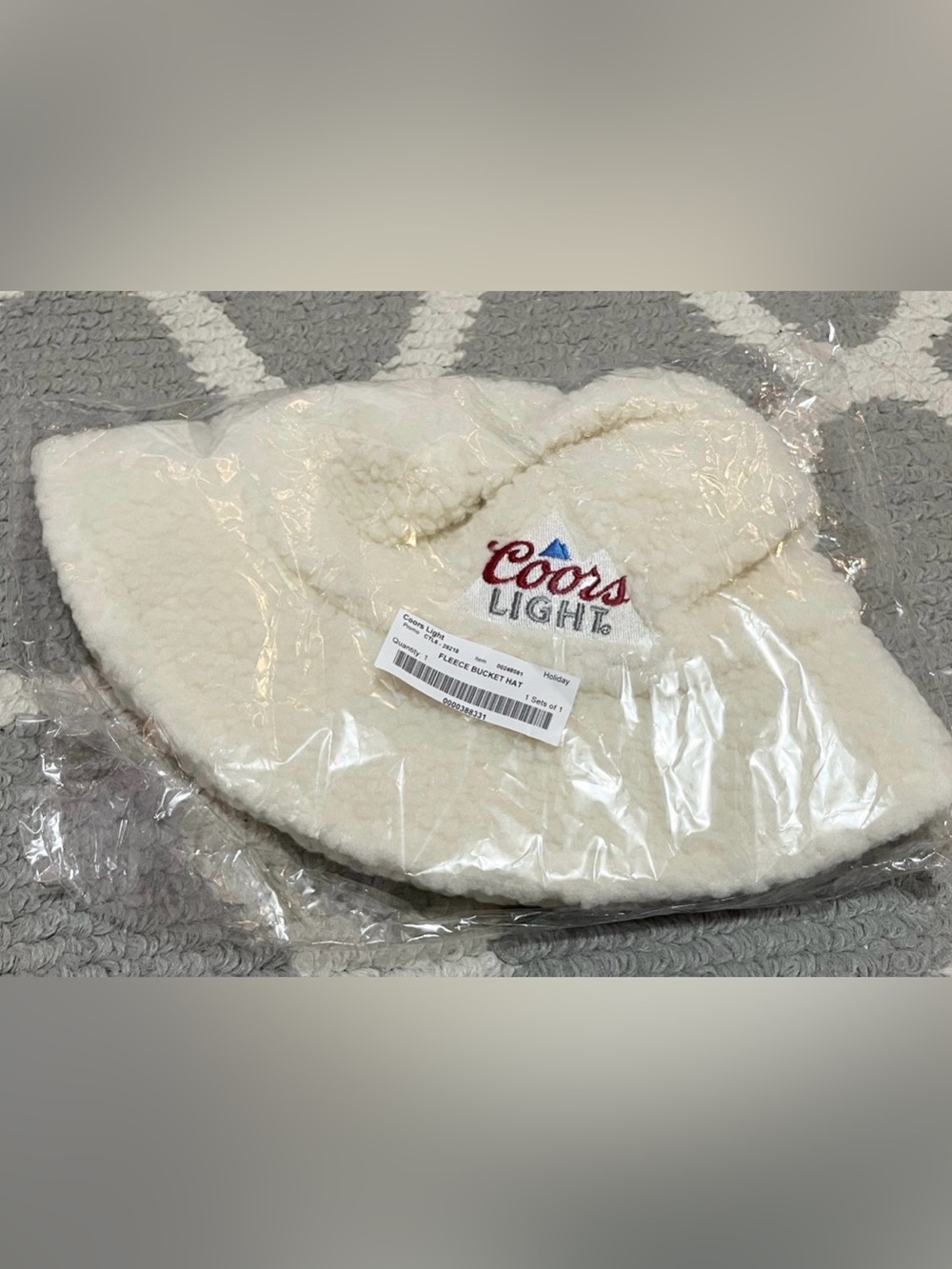Coors Light Fleece Bucket Hat UNISEX One Size - Picture 2 of 3